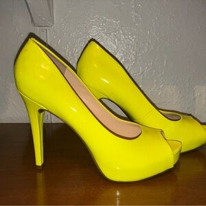 Guess Neon Yellow Patent Peep-Toe High Heels
